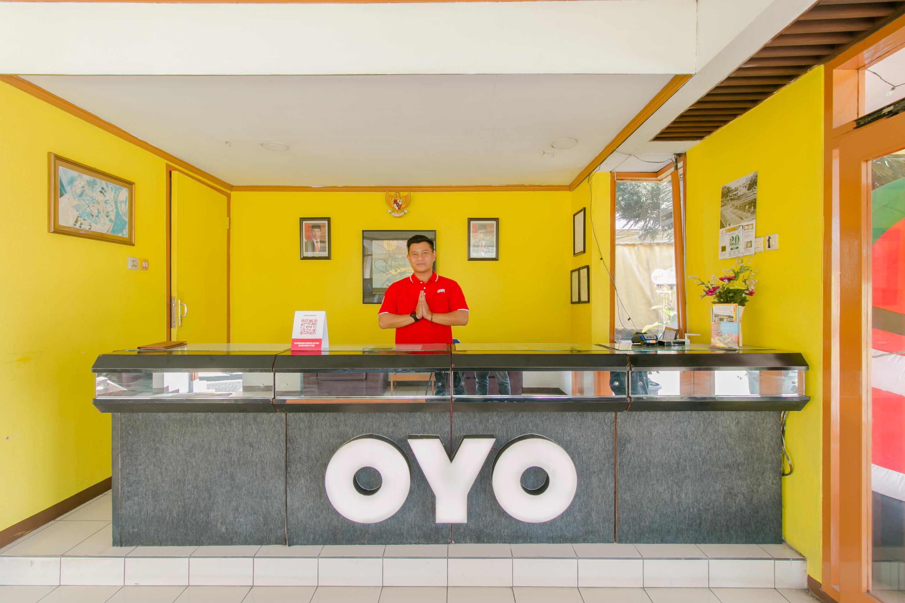 Oyo1996科能酒店 达斯 外观 照片